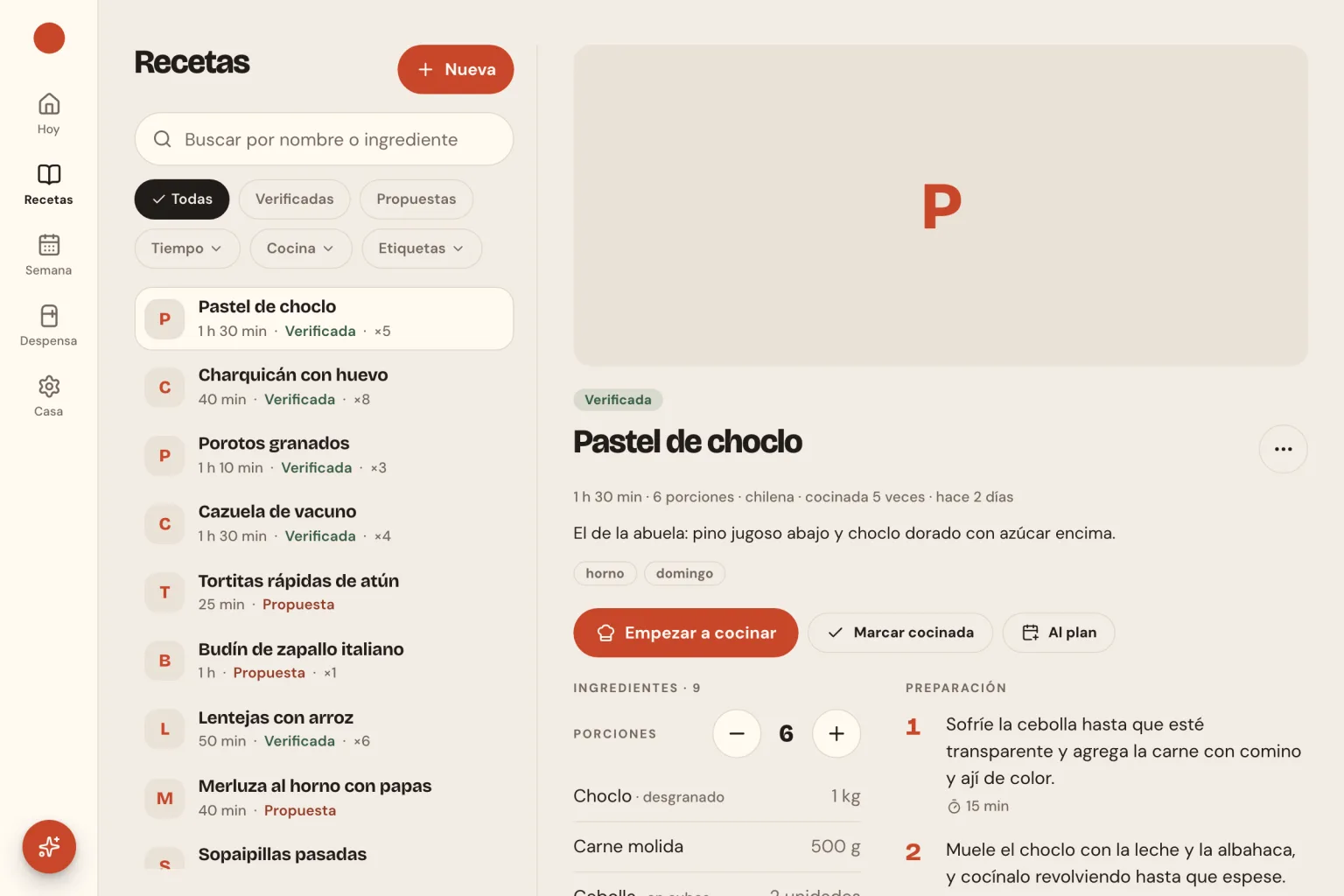 Recetario con la lista de recetas, el buscador y los filtros junto a la ficha de una receta, con sus porciones e ingredientes.